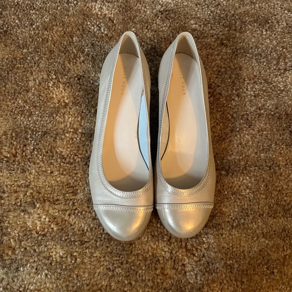 Cole Haan Rose Gold Short Wedge Heel size 8.5